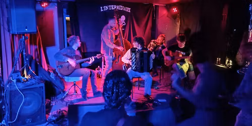 La jam jazz manouche de l'Interm\u00e9diaire 