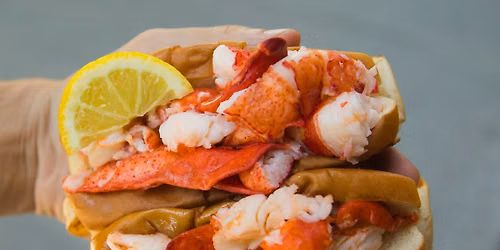 Cousins Maine Lobster at Narragansett Brewery