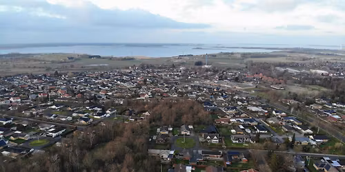 T\u00e6nding af juletr\u00e6et ved Bullerup Butikstorv