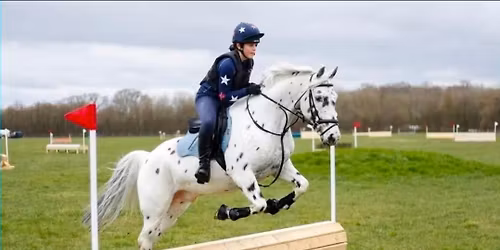 CHILTERN XC CONFIDENCE BUILDING COURSE JUMP CLINIC 