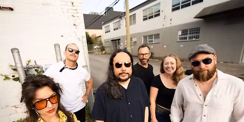 Early Show: The Slow Sippers