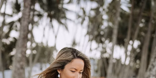 Christina Ukulele x Moonstruck Noosa on Hastings Street