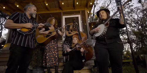 Groovin' on the Green- The Wandering Hours 