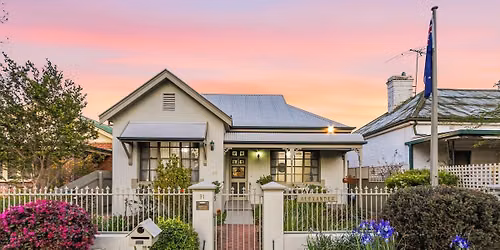 Auction - 91 Fox Street, Wagga Wagga