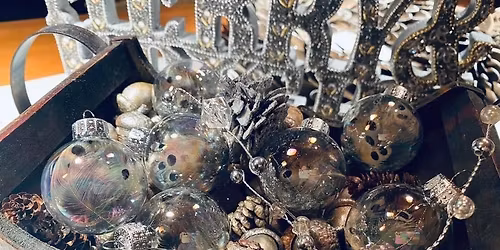 Merry & Bright Spirit Shop