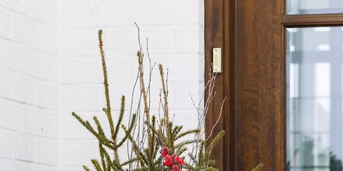 Christmas Porch Planter Workshop