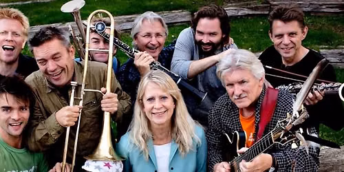 NEW JUNGLE ORCHESTRA - Mikkel Andreassen