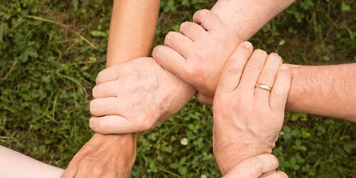 Pflegekurs f\u00fcr Angeh\u00f6rige und Interessierte | Familiale Pflege