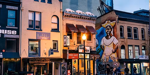 5.12 \u05d3\u05d9\u05e1\u05d9 \u05d4\u05d0\u05d5\u05ea\u05e0\u05d8\u05d9\u05ea : \u05d1\u05e8\u05d5\u05d3\u05d5\u05d5\u05d9 \u05d4\u05e9\u05d7\u05d5\u05e8\u05d4 \u05d5\u05d0\u05d3\u05de\u05e1 \u05de\u05d5\u05e8\u05d2\u05df \u05d4\u05d9\u05e1\u05d8\u05d5\u05e8\u05d9\u05d4 \u05e7\u05d5\u05dc\u05d9\u05e0\u05e8\u05d9\u05d4 \u05d5\u05d2'\u05d0\u05d6