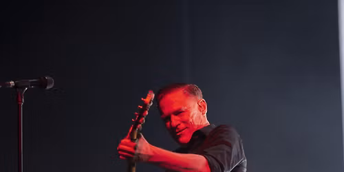 Bryan Adams with Lights