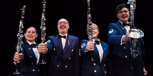 TETT P\u00c5 NATUREN!