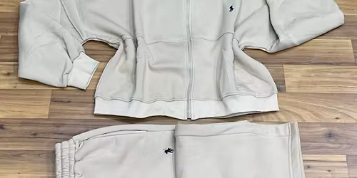 \u0645\u0644\u0627\u0628\u0633 \u0648\u0627\u062d\u062f\u064a\u0629 \u0644\u0644\u0643\u0628\u0627\u0631 \u0648\u0627\u0644\u0635\u063a\u0627\u0631