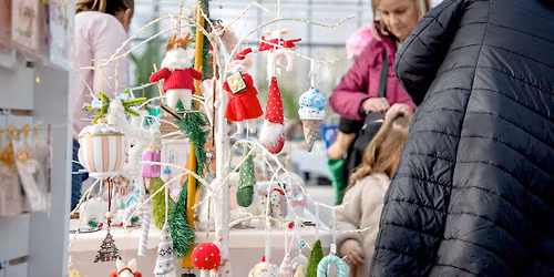 Christmas Market Weekends at West Coast Gardens