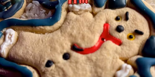 Krumpus Gingerbread decorating