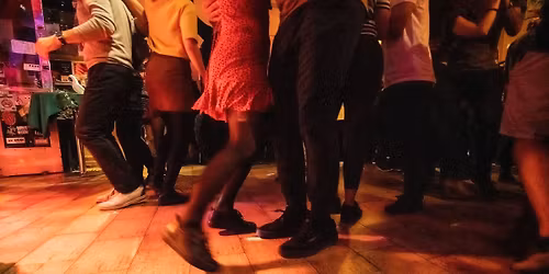 Fu\u00e1 da Tita at Bar 303