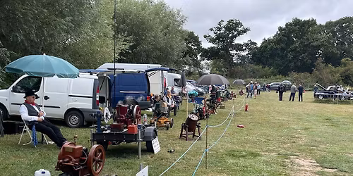 Half Moon Crank-Up & Vintage Tractors - 13th December