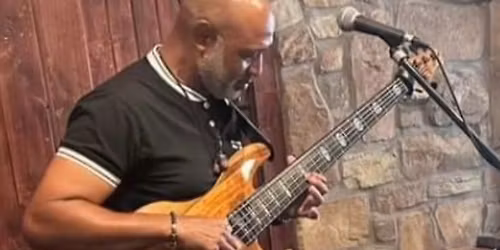 Derrick Ray Craver Live at Lone Star - Jazz\/Funk - 11\/21