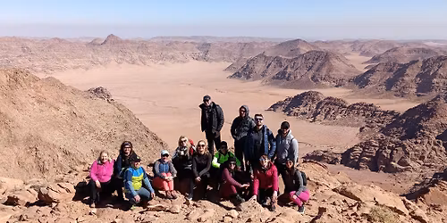 Sivatagi t\u00far\u00e1k Jord\u00e1ni\u00e1ban Wadi Rum Nemzeti Parkban