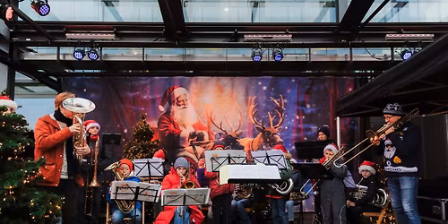 Julemarked i Asker Sentrum l\u00f8rdag 6.desember 