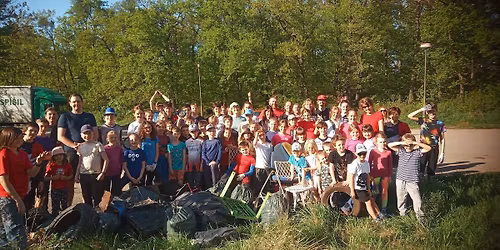 Ukli\u010fme Myslivnu po roce