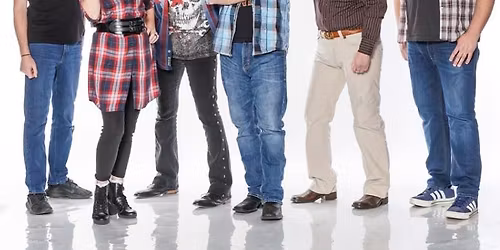 Live at Chic\u2019s \u2018N Dix at Sunrise Beach, Mo