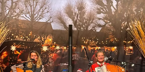 Mormors Duo & Amager Revyen \u2013 Musik, grin og f\u00e6llessang