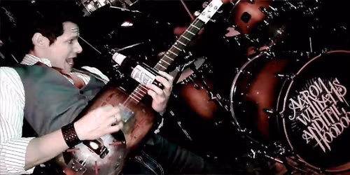 Full Mile Presents: Aaron Williams & the Hoodoo