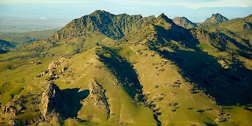 ENLIGHTENMENT Experiences: A Volcanology Hike in the Sutter Buttes