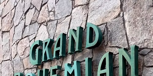 Illyria Pottery at the Grand Bohemian Lodge Art Gallery: Christmas Exhibition