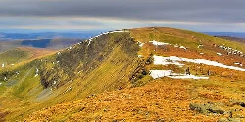 Walk of the mince pies \u2013 A day around the Berwyns, Wales