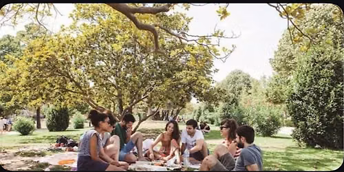 Social Picnic at Ciutadella