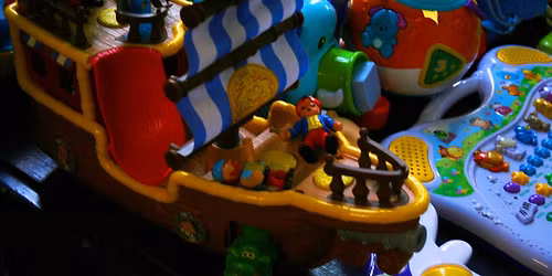 Bourse aux jouets, v\u00eatements d'enfants et mat\u00e9riel de pu\u00e9riculture