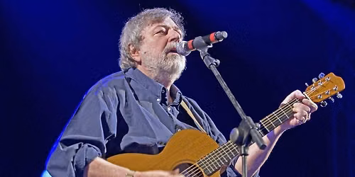 Torino canta Guccini