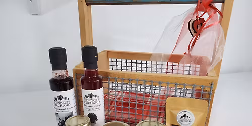 \ud83d\udc3e\ud83c\udf84 join us at the 3rd Annual Pet Day & Holiday Market! \ud83c\udf85\u2728 