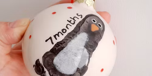 Handprint Keepsakes at Crafty Happenings 