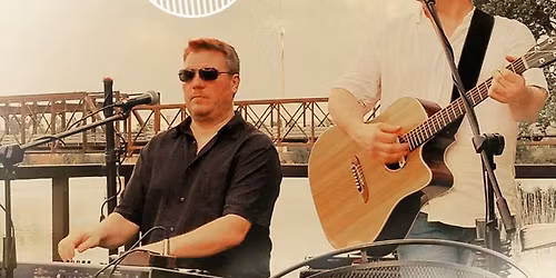 Two Right Brains LIVE at Back to Captains!