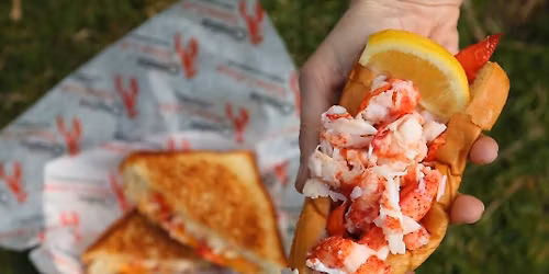 Cousins Maine Lobster Food Truck visits SANTA ANA!!