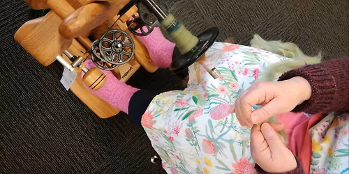 Entree to spinning with Deb White (1 day)