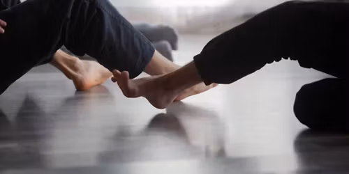 CI Class by Jovanina Pagano + Jam  w\/Music by Madeleine Grace