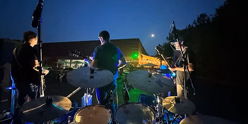 Route 6 Live at Main Line Brewery
