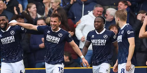 Millwall FC vs Oxford United FC at The Den