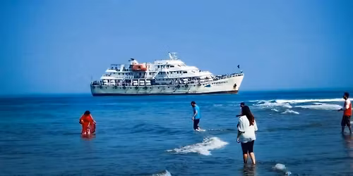 \u09ac\u09dc\u09a6\u09bf\u09a8\u09c7\u09b0 \u099b\u09c1\u099f\u09bf\u09a4\u09c7 \u09b8\u09c7\u09a8\u09cd\u099f\u09ae\u09be\u09b0\u09cd\u099f\u09bf\u09a8 \u09ad\u09cd\u09b0\u09ae\u09a3 \u09e7\u09e8\u09e6\u09e6\u09e6  \u099f\u09be\u0995\u09be \u09ea \u09b0\u09be\u09a4 \u09e9 \u09a6\u09bf\u09a8