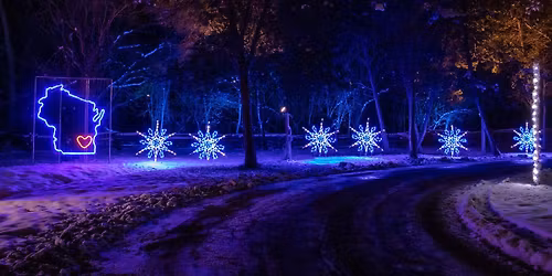 Country Christmas $5 Off Monday