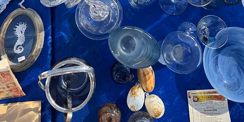 AprilFlohmarkt in Nippes auf dem Wilhelmplatz