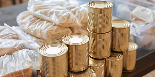 Free Food Pantry & Clothing Closet \/  Banco de Alimentos y Ropa Disponible