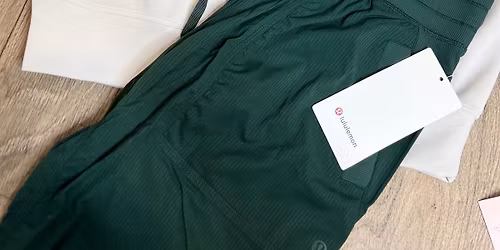 Discounted Lululemon in Monroe \ud83c\udf84\ud83c\udf85