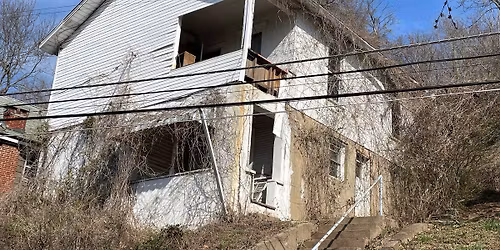 3 Bedroom Project Home in Charleston Selling to the Highest Bidder