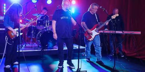 Vintage Hit Squad (VHS) back at Beach Bowl!