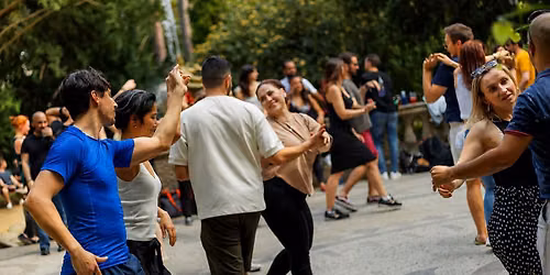 Letn\u00e1 Latin Sessions \/ Open-air dancing \/ SUNDAYS