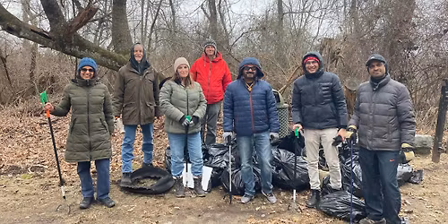 Spring clean up in Abbott Marshlands 